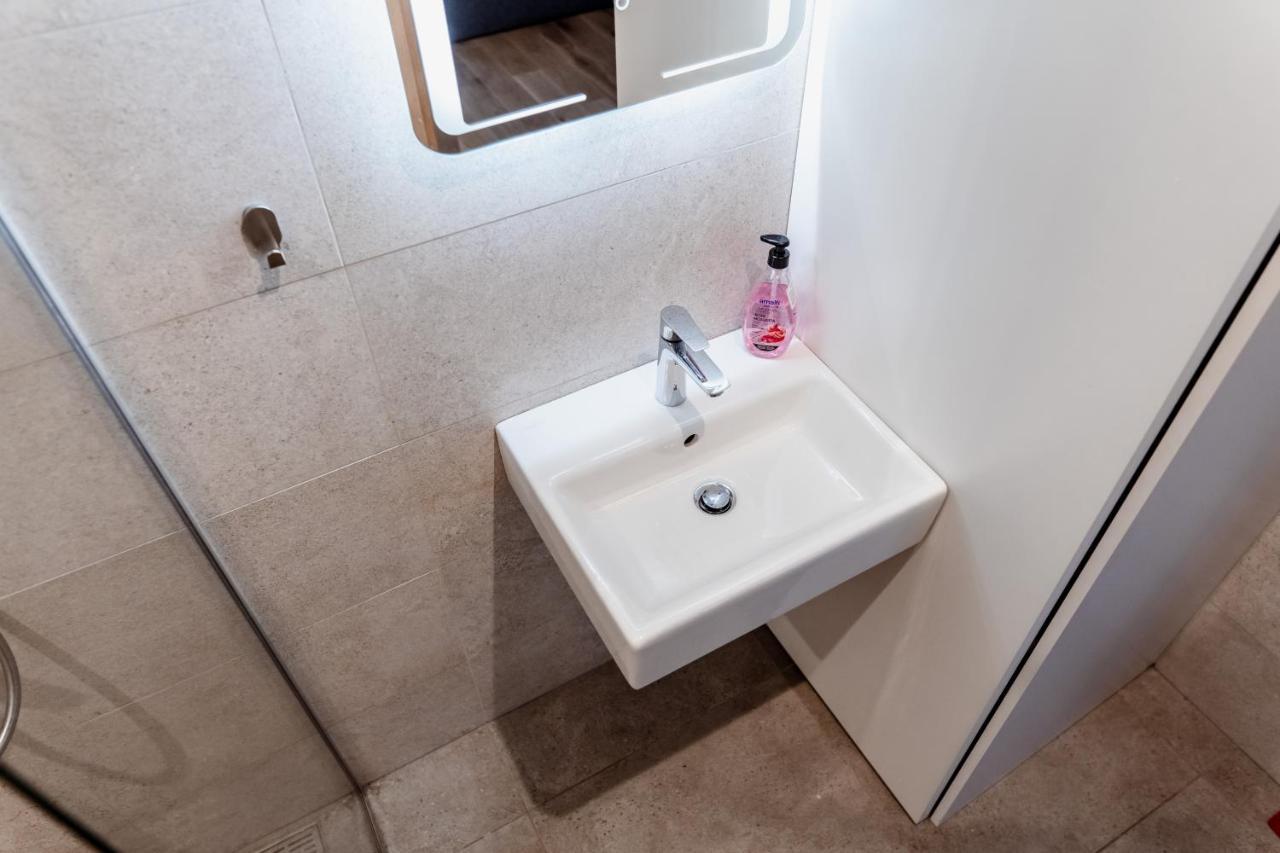 Dream Stay - Modern Apartments In City Centre タリン エクステリア 写真